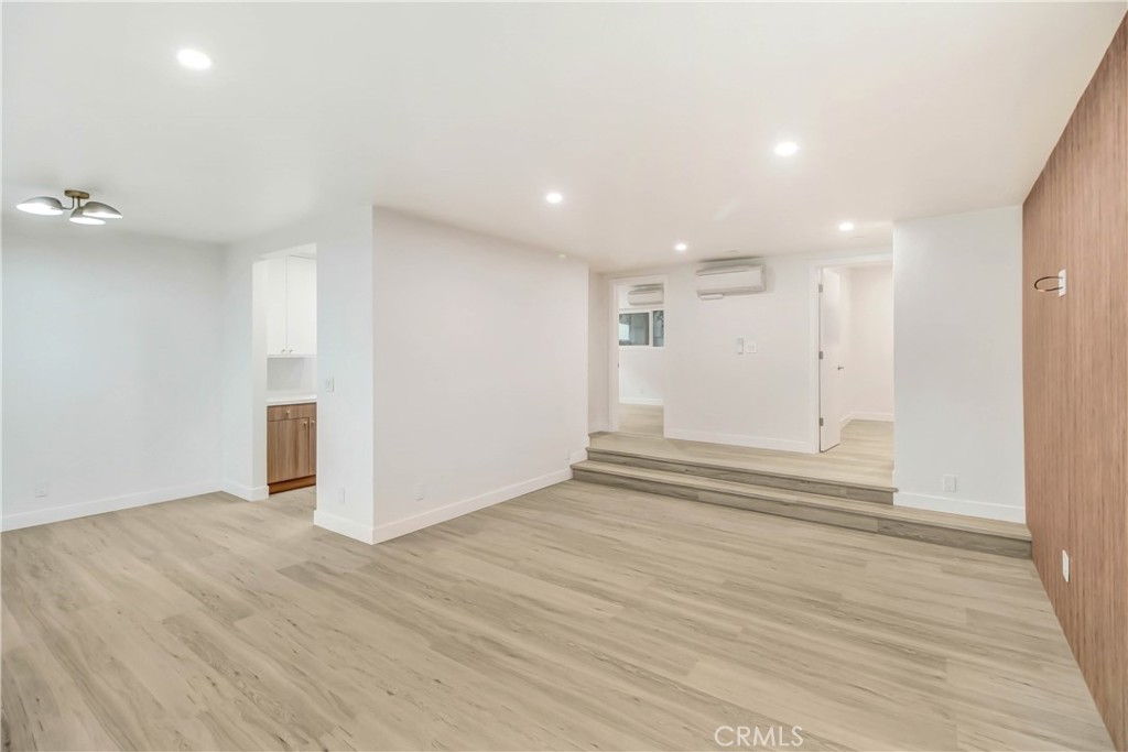 Los Angeles Condo: 1927 Pelham Avenue