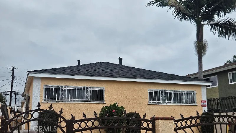 Compton Condo: 711 Sloan Avenue North