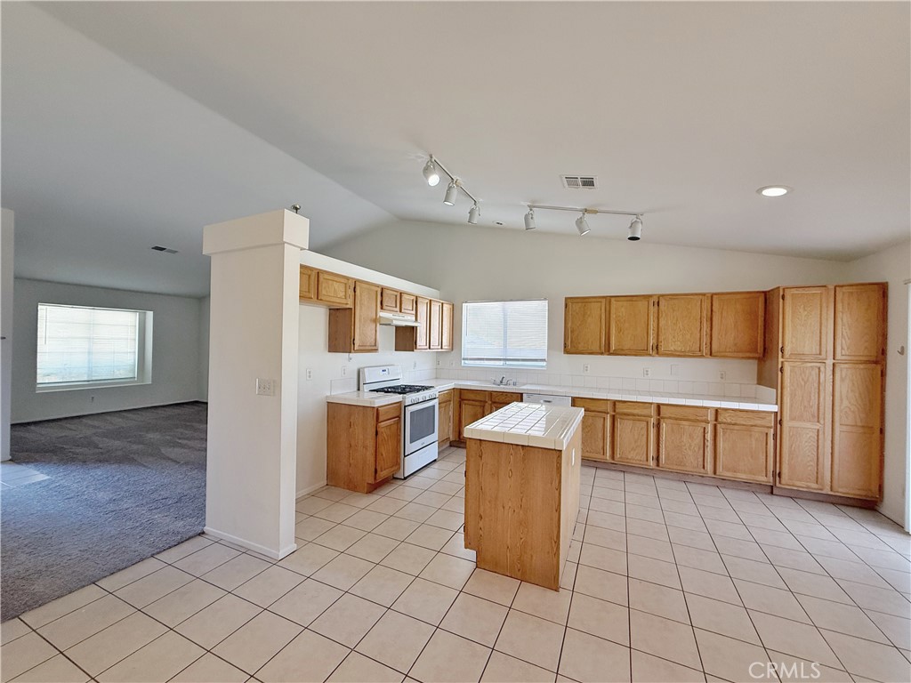 Palmdale Condo: 36822 Firethorn Street