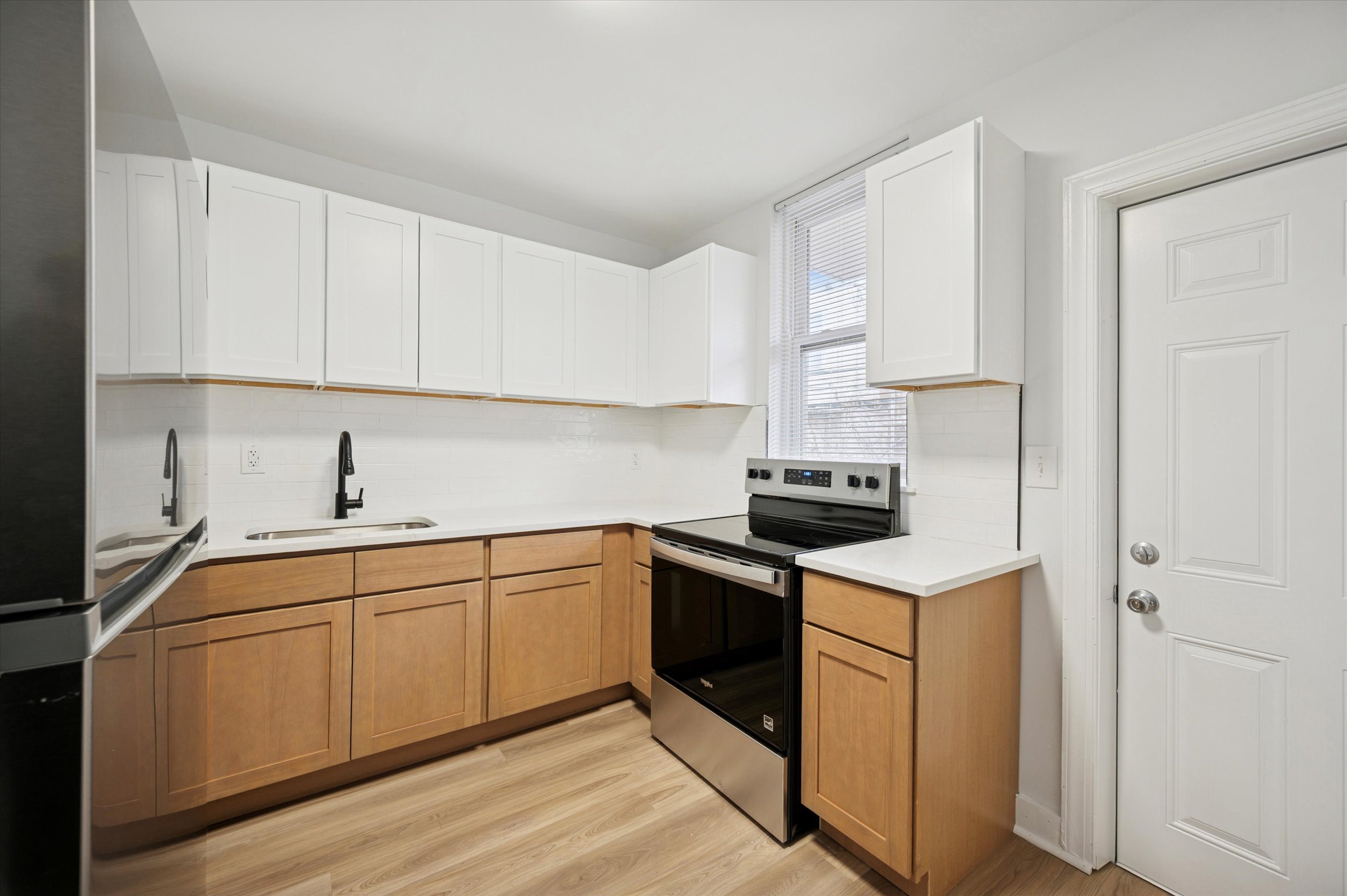 Philadelphia Townhome: 5949 Addison St