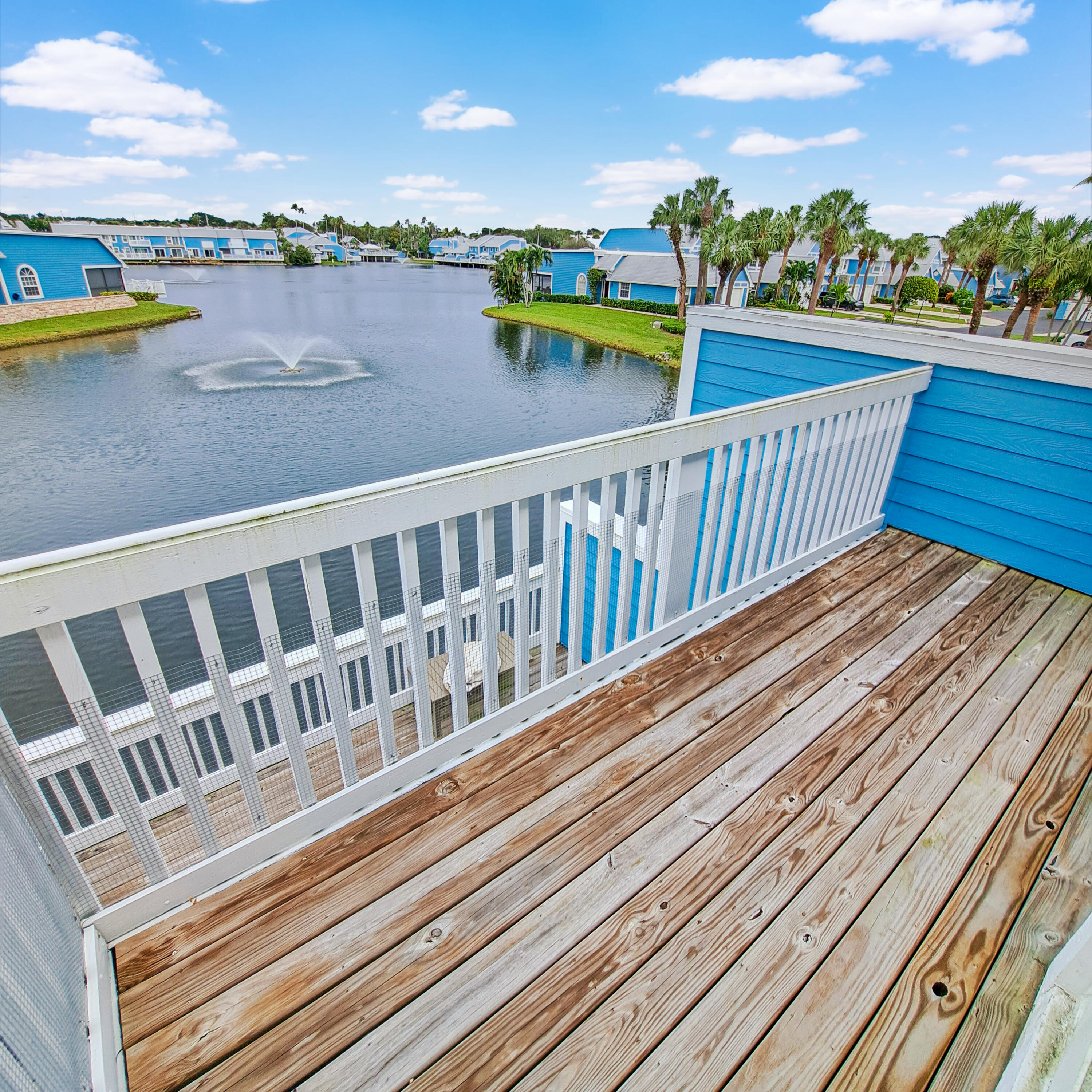 Jupiter Condo: 904 Ocean Dunes Circle