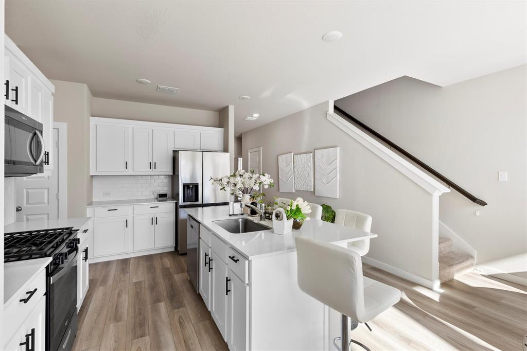 McKinney Condo: 615 Cottage Wood Drive