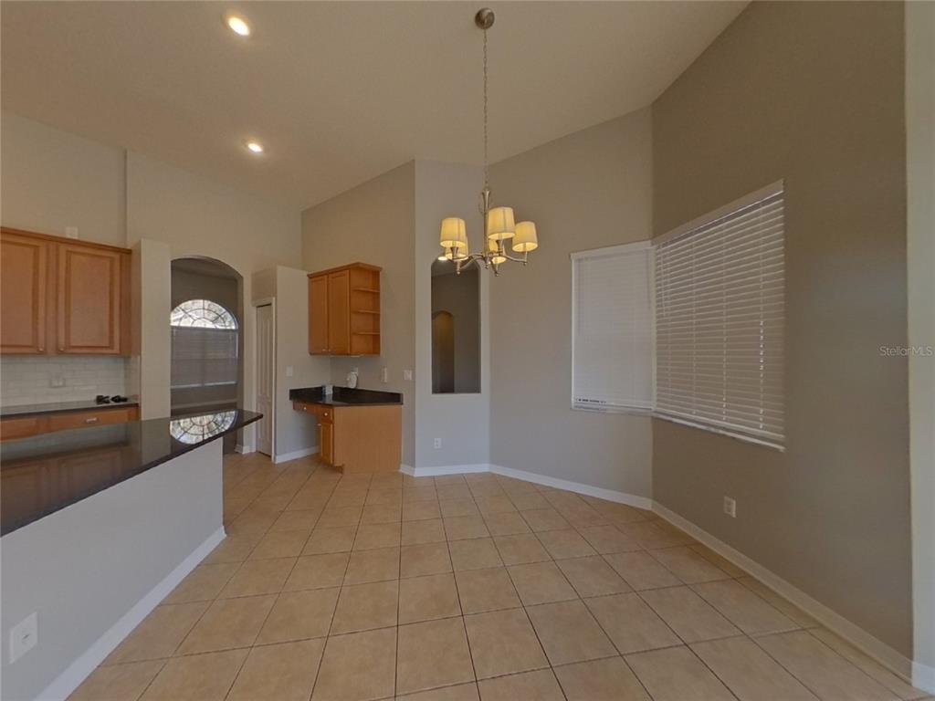 Valrico Condo: Undisclosed Address