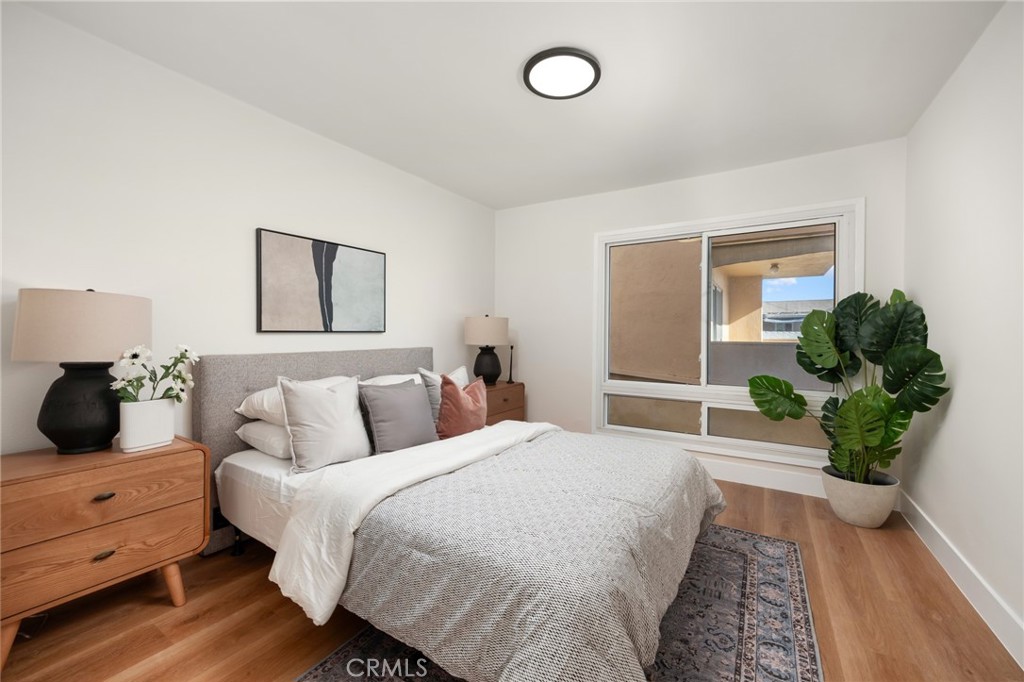 West Hollywood Condo: 1010 Palm Avenue