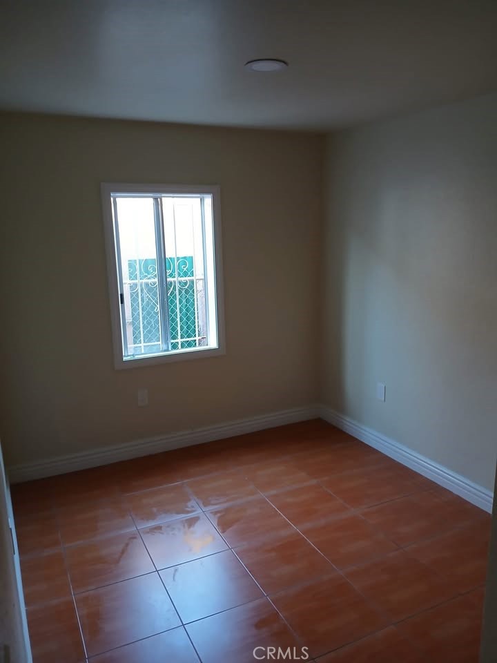 Commerce Condo: 4912 Astor Avenue