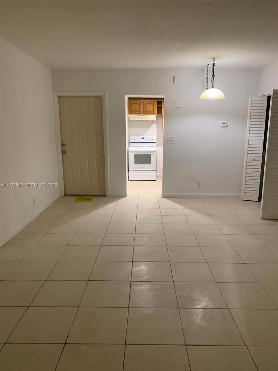 Pompano Beach Condo: Park Place at Pompano