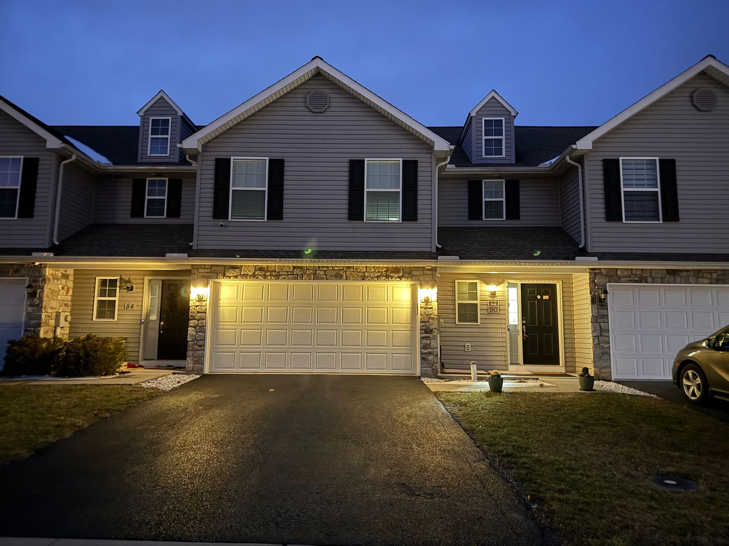 Palmyra House: 90 Cortland Crossing