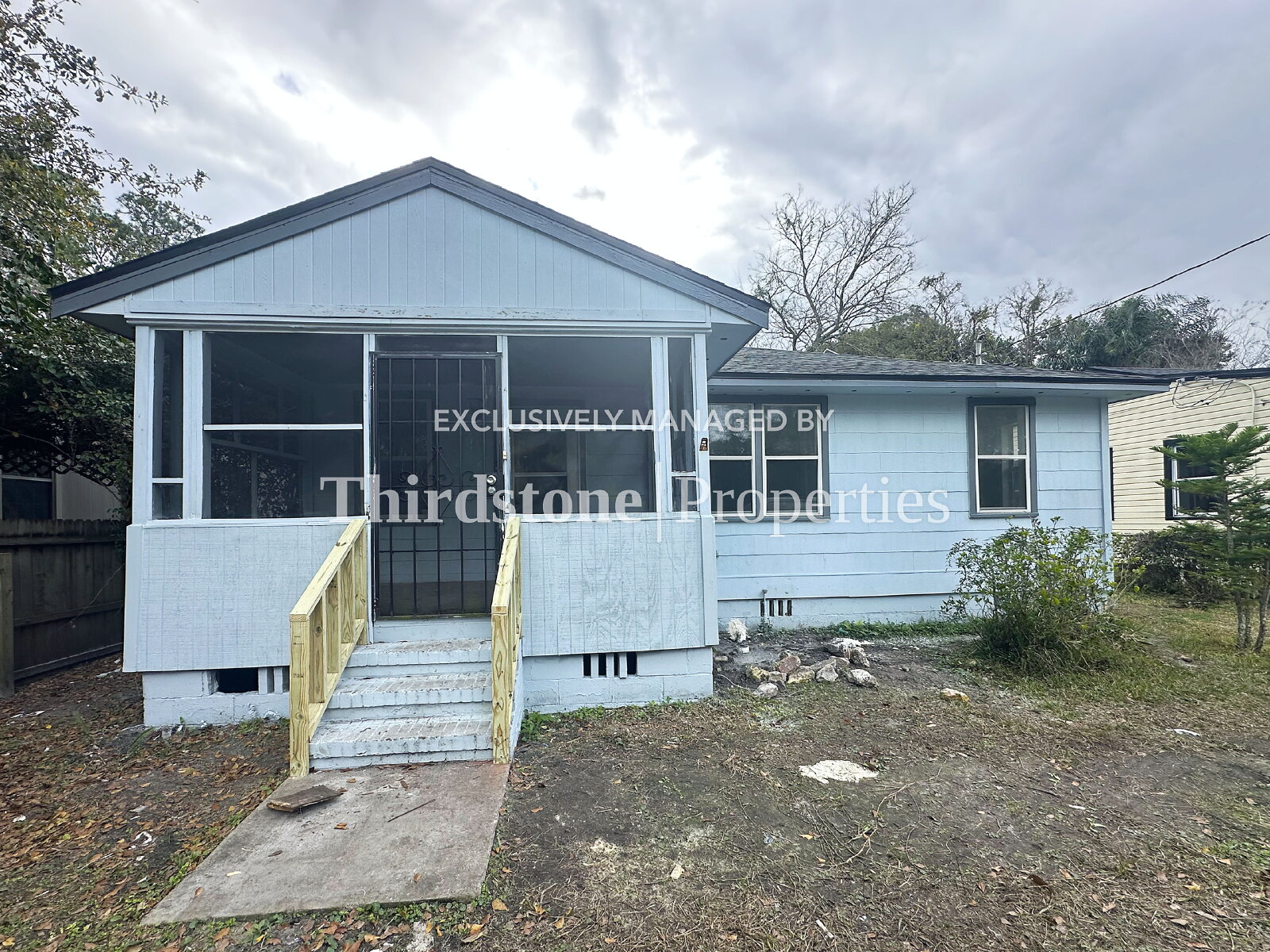 Jacksonville House: 4554 Crescent St