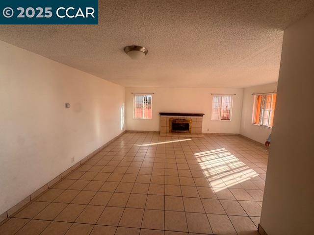 Richmond Condo: 2849 Rheem Avenue