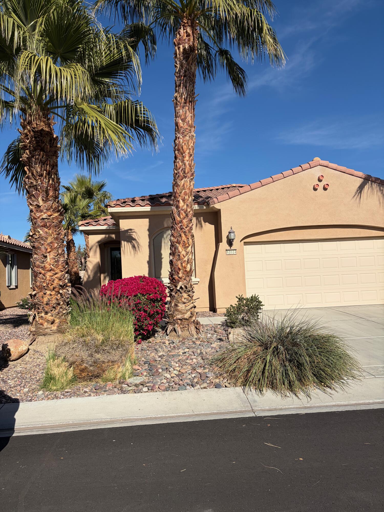 Indio Condo: 81614 Avenida Celaya