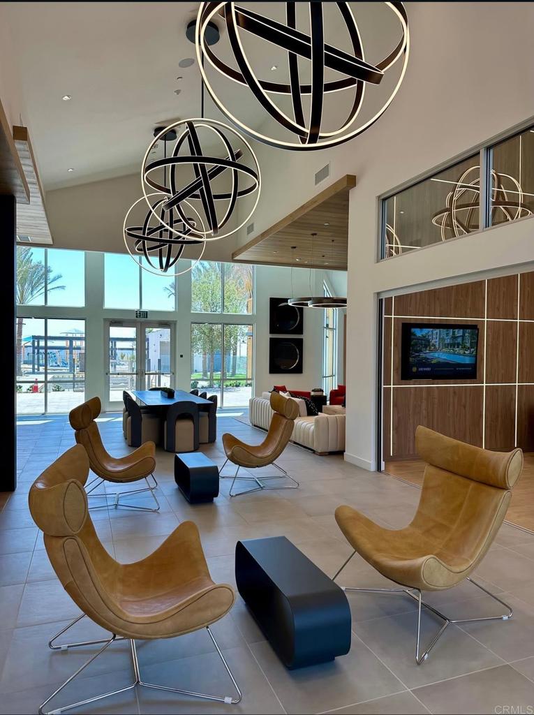 Chula Vista Condo: 6000 Luminary Drive