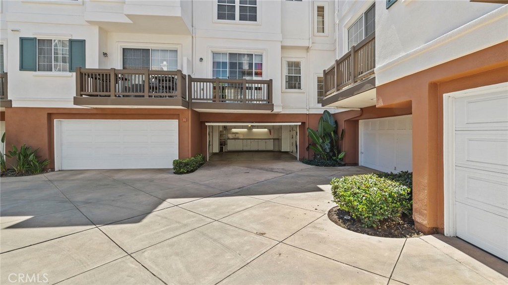 Tustin Condo: 12626 Nicklaus Lane