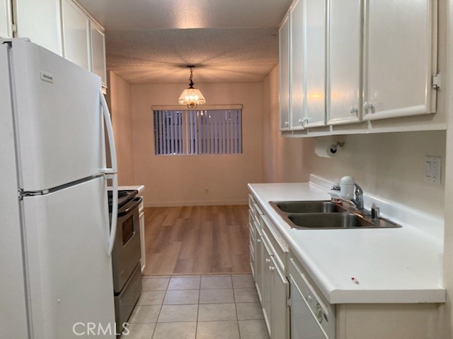 Pasadena Condo: 277 Pleasant Street