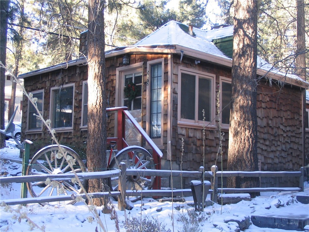 Wrightwood Condo: 5970 Cedar Street