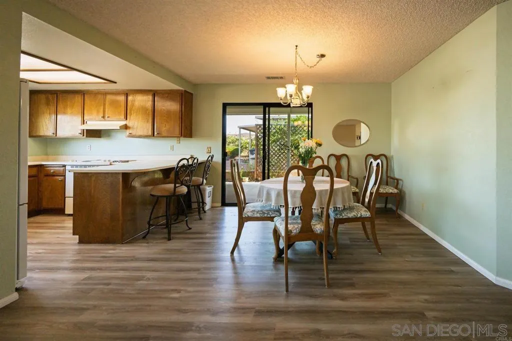 Escondido Condo: 1811 Lynx Glen