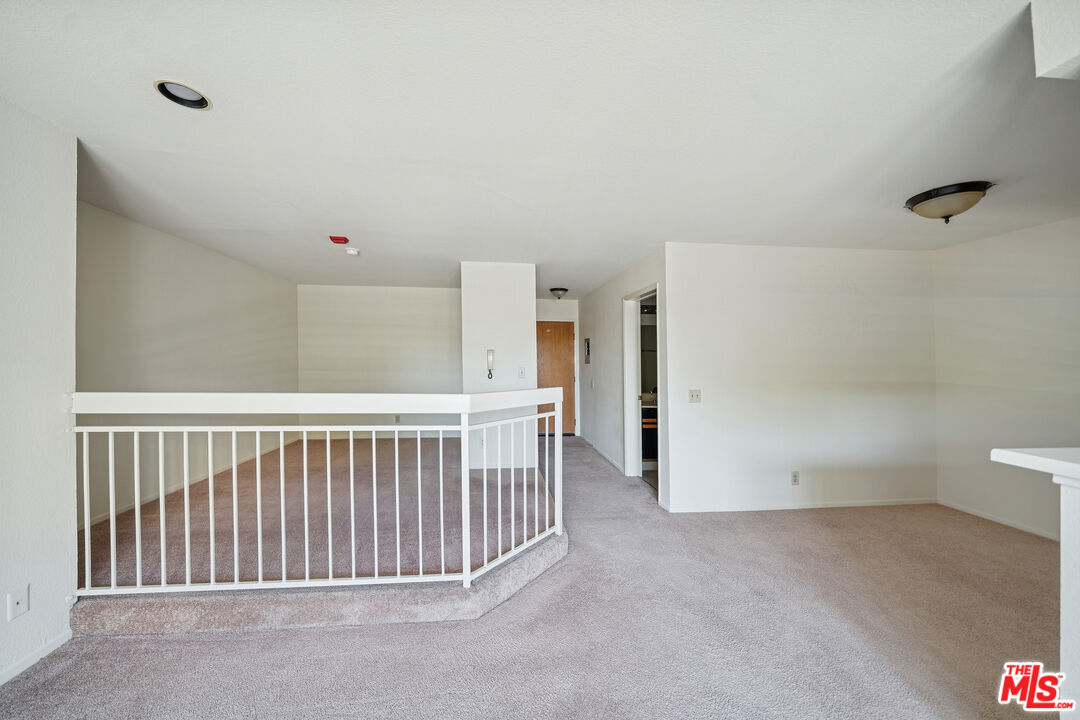 Los Angeles Condo: 1519 North Martel Avenue