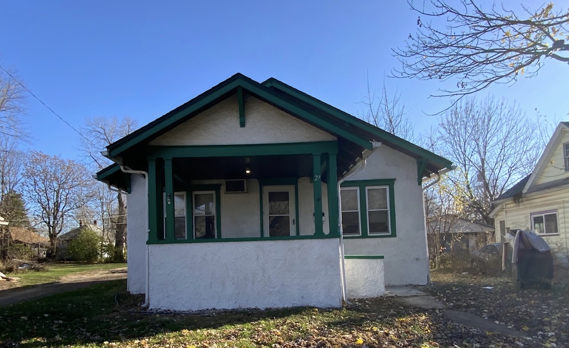 Danville House: 27 State