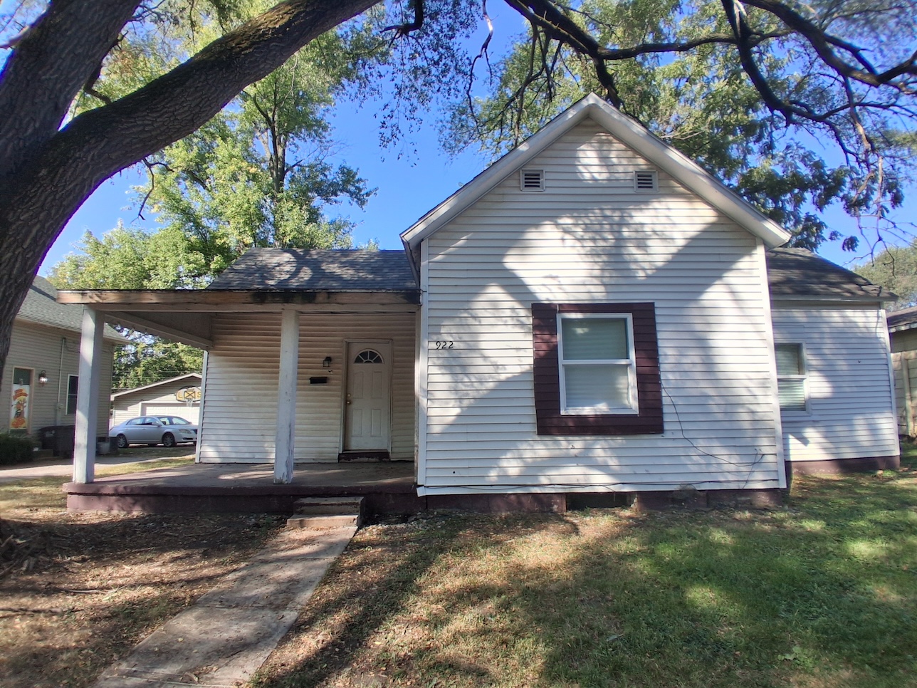 Danville House: 922 Martin