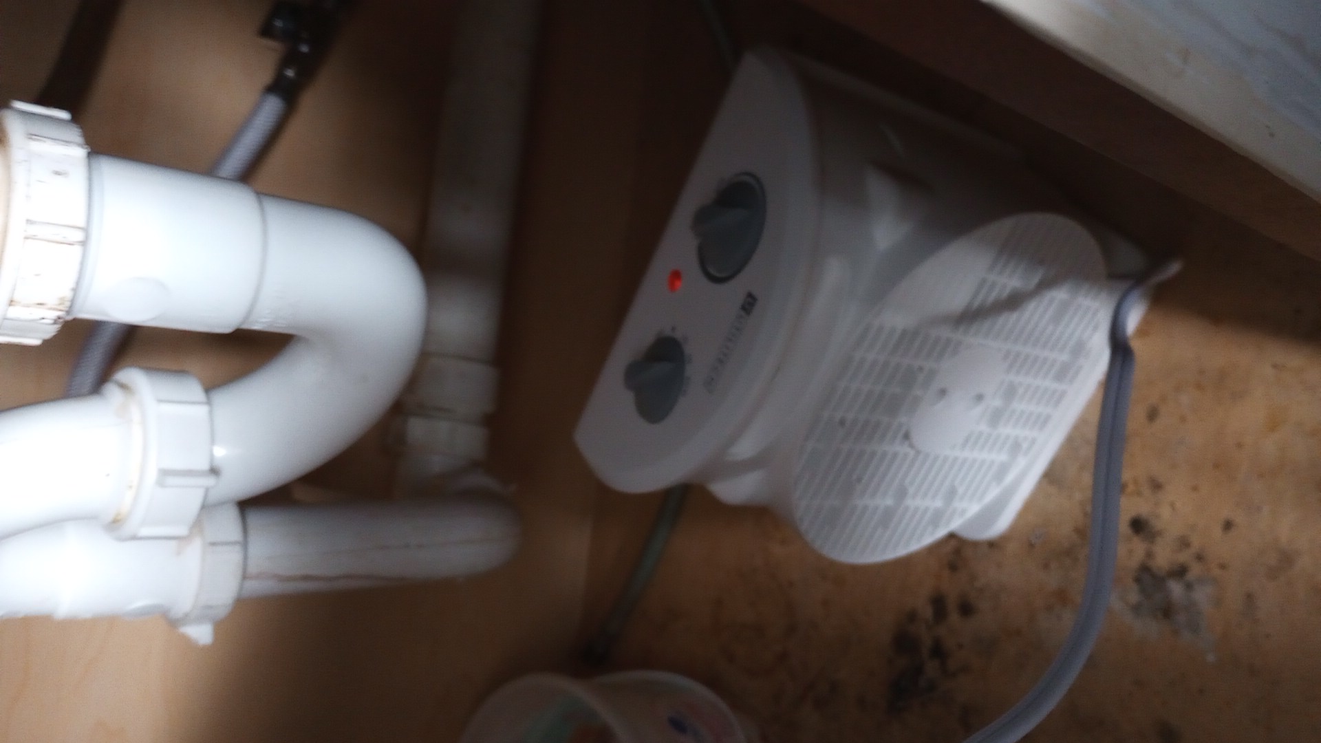 Danville House: 1218-2S Walnut