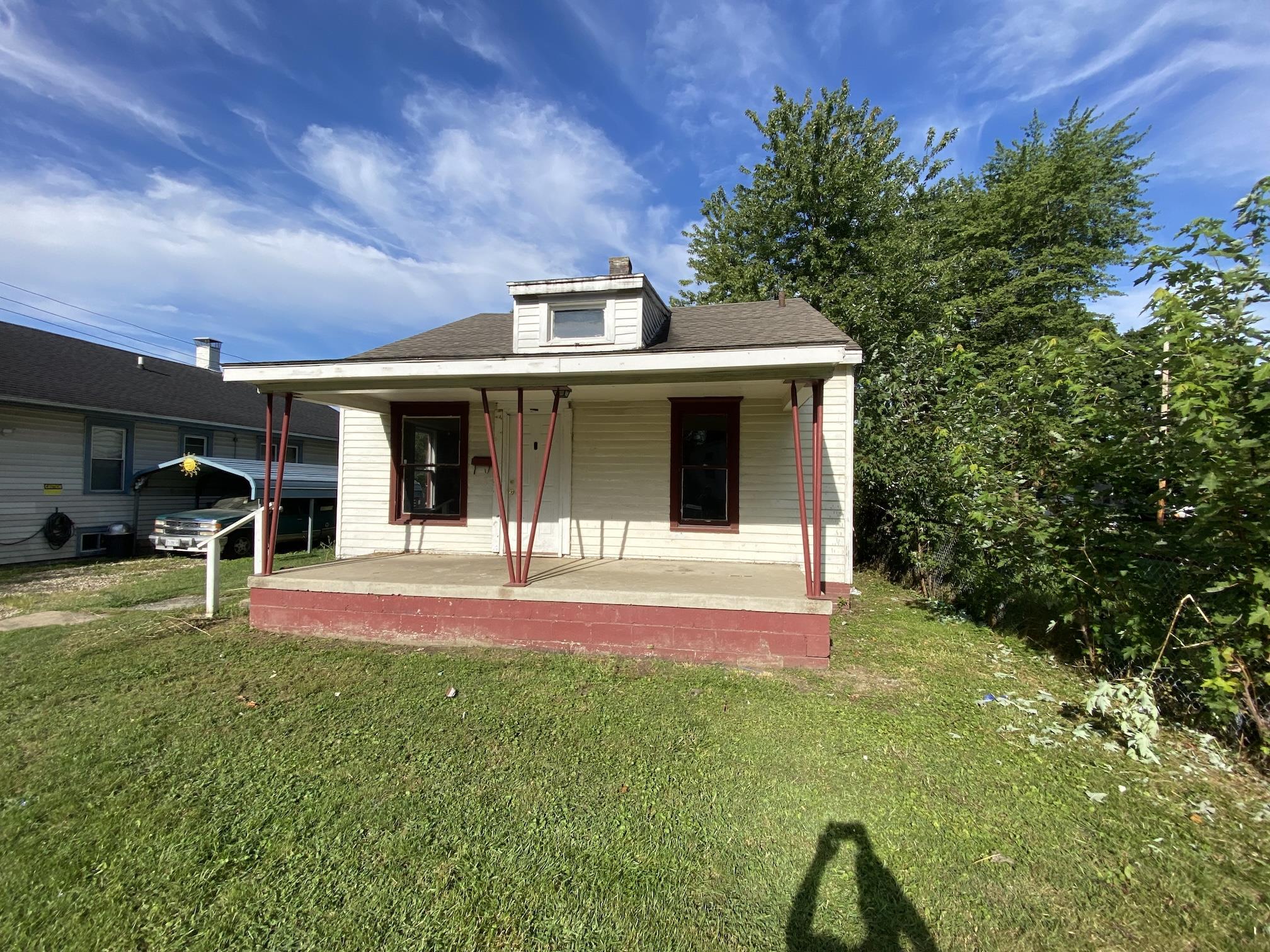 Danville House: 124 Beard