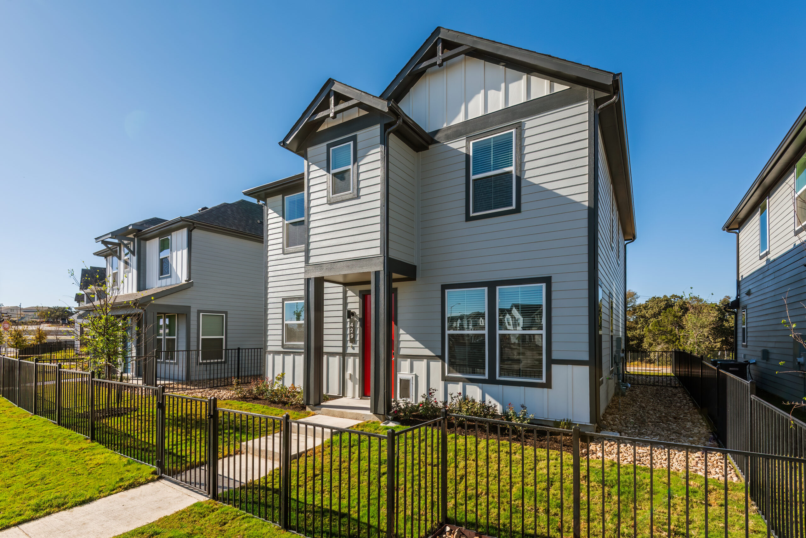 Leander Condo: 2310 Yellow Warbler Dr