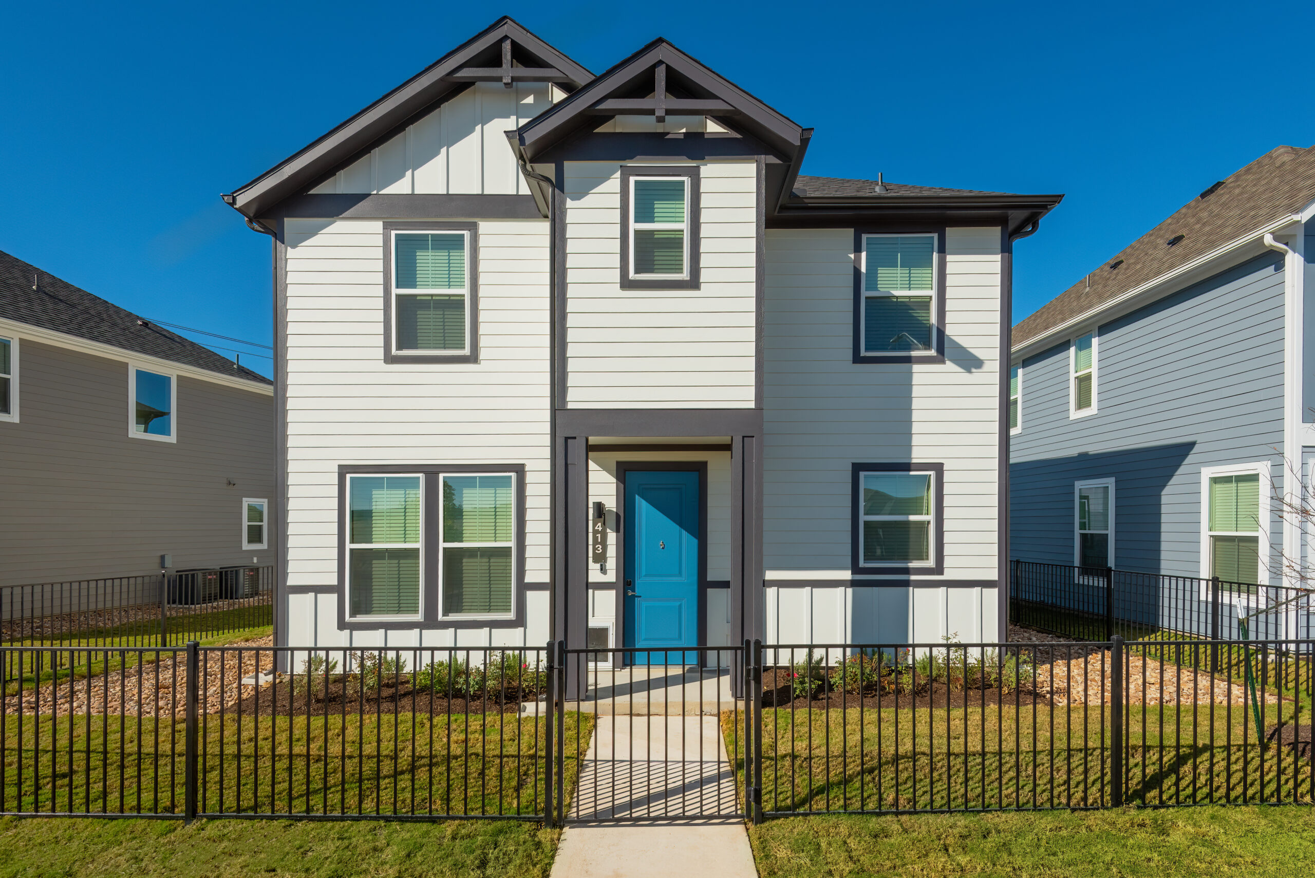 Leander Condo: 2310 Yellow Warbler Dr