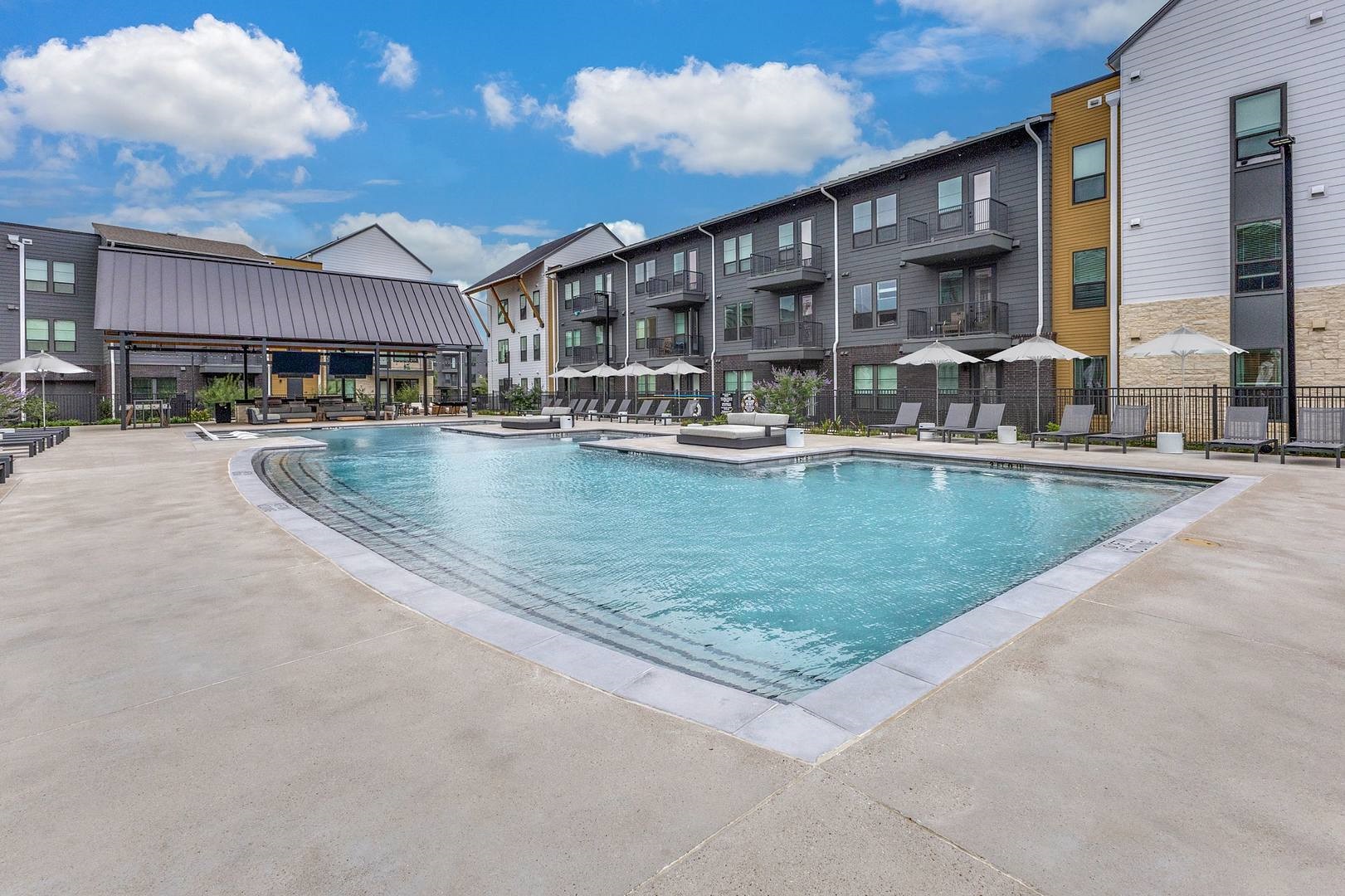 Leander Condo: 3800 N A W Grimes Blvd