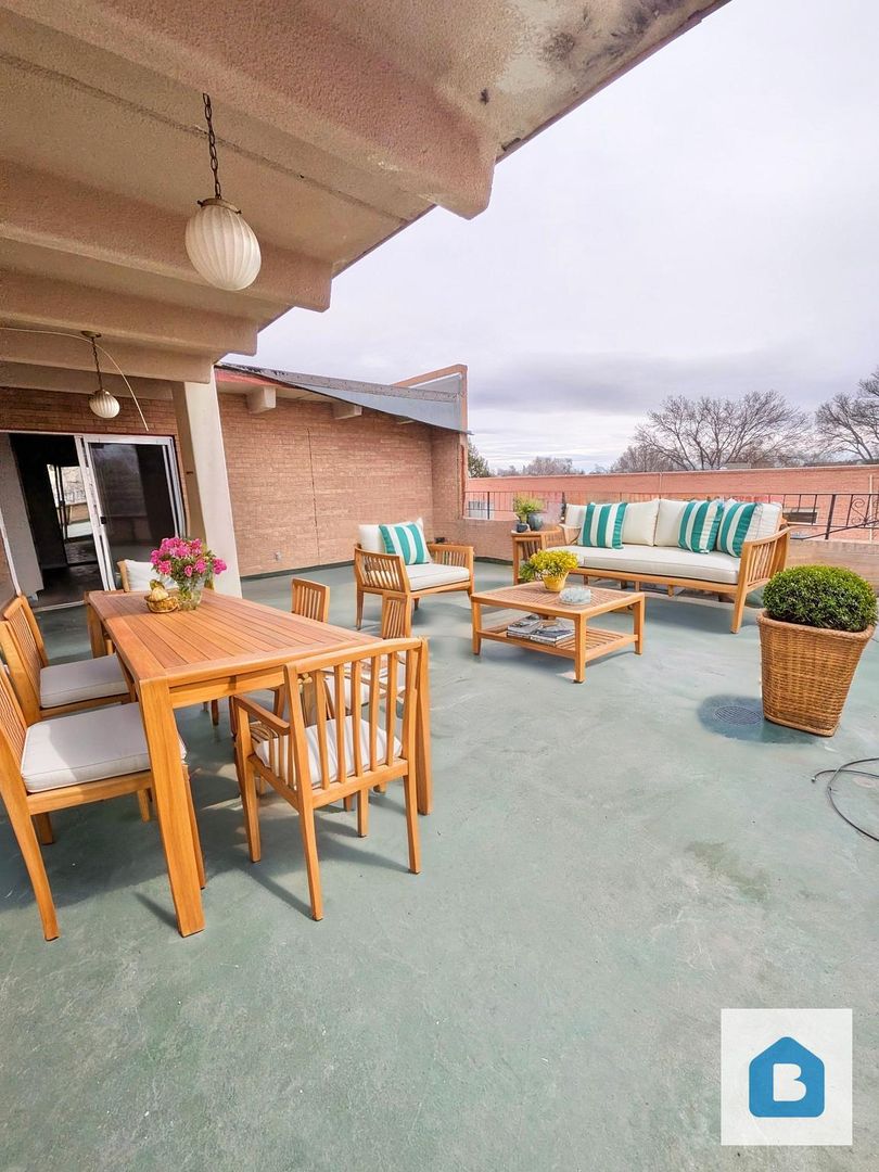 Pueblo Condo: 108 Arthur St.