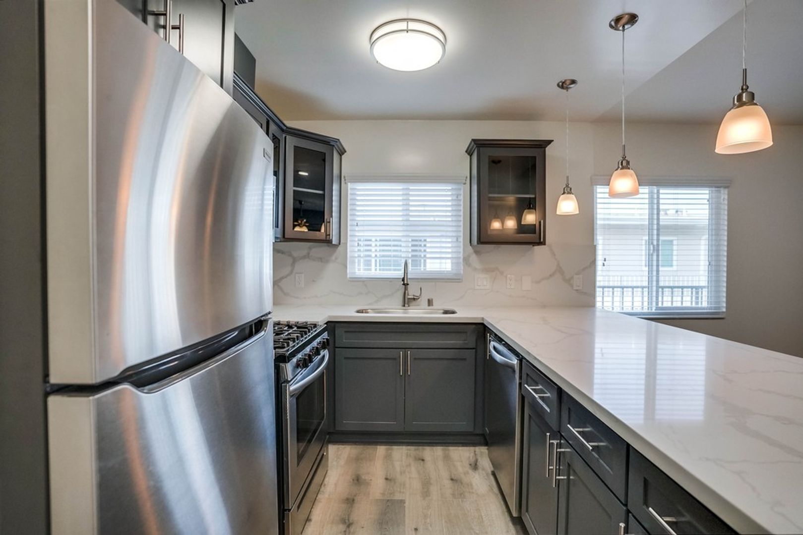 Inglewood Condo: 822 N Inglewood Ave