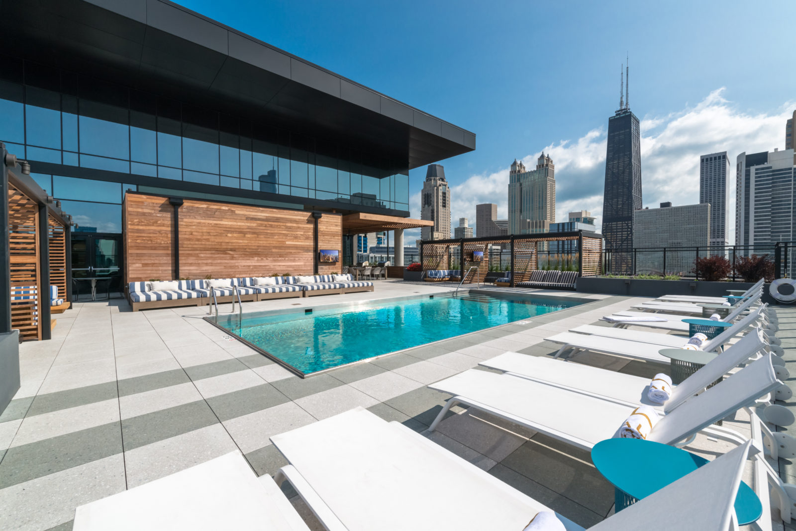Chicago Condo: 833 North Clark St,