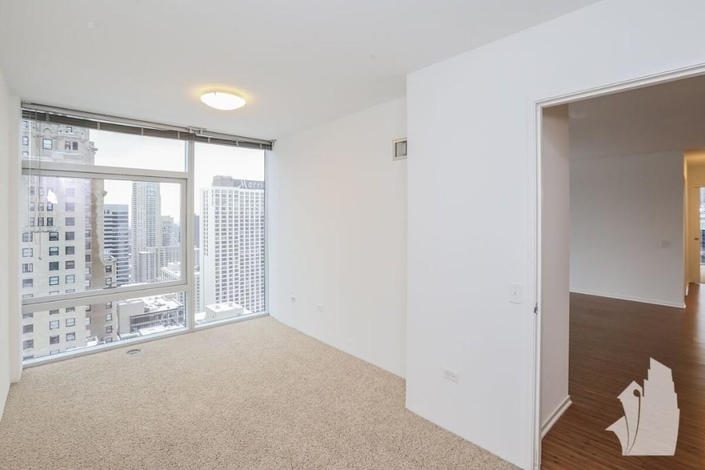 Chicago Condo: 200 East Illinois St