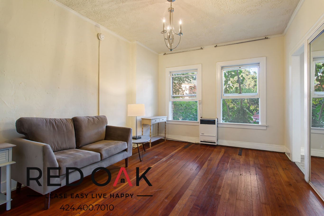 Los Angeles Condo: 532 S Coronado St