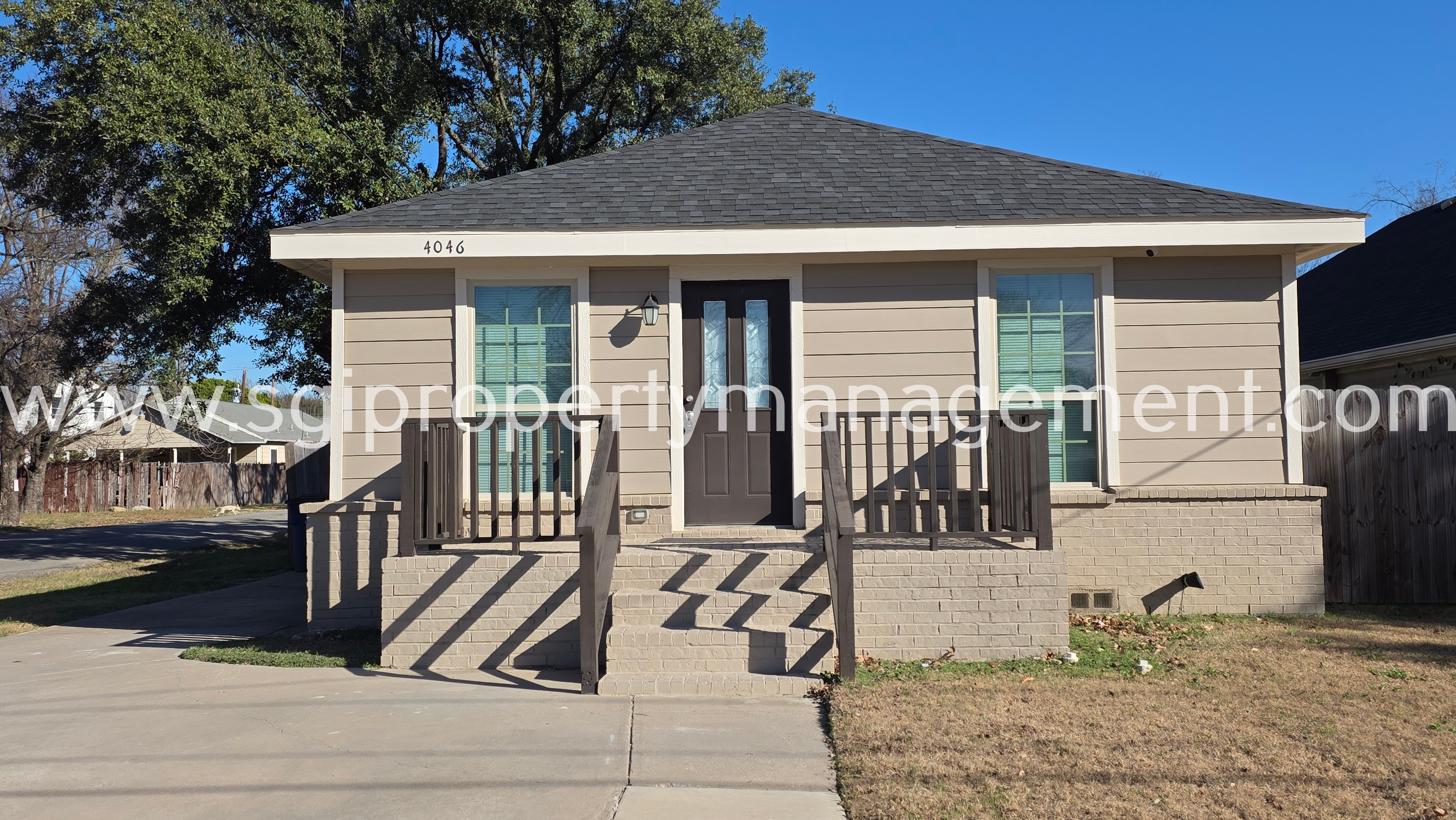 Dallas House: 4046 Odessa St