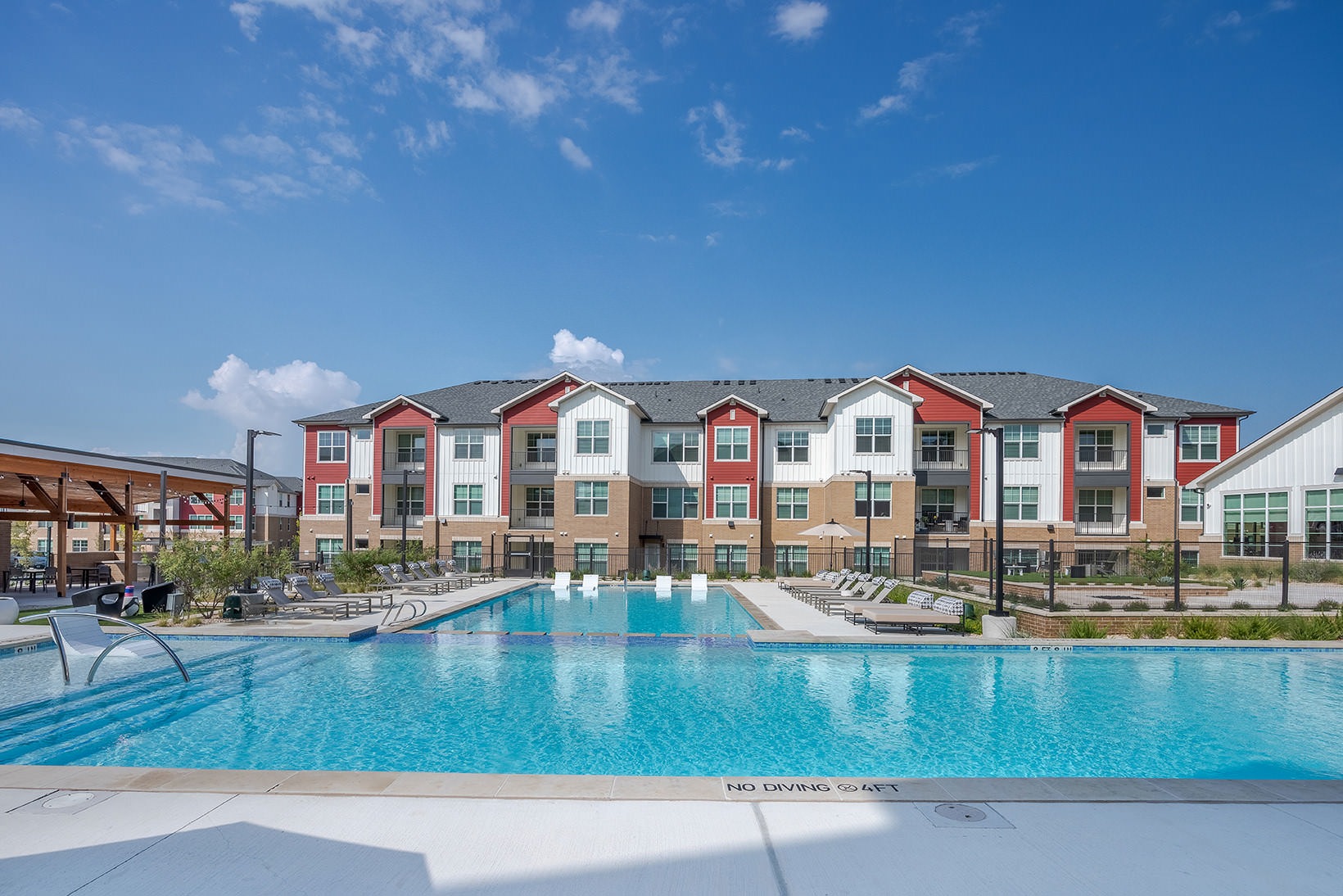 Leander Condo: 427 El Rio St