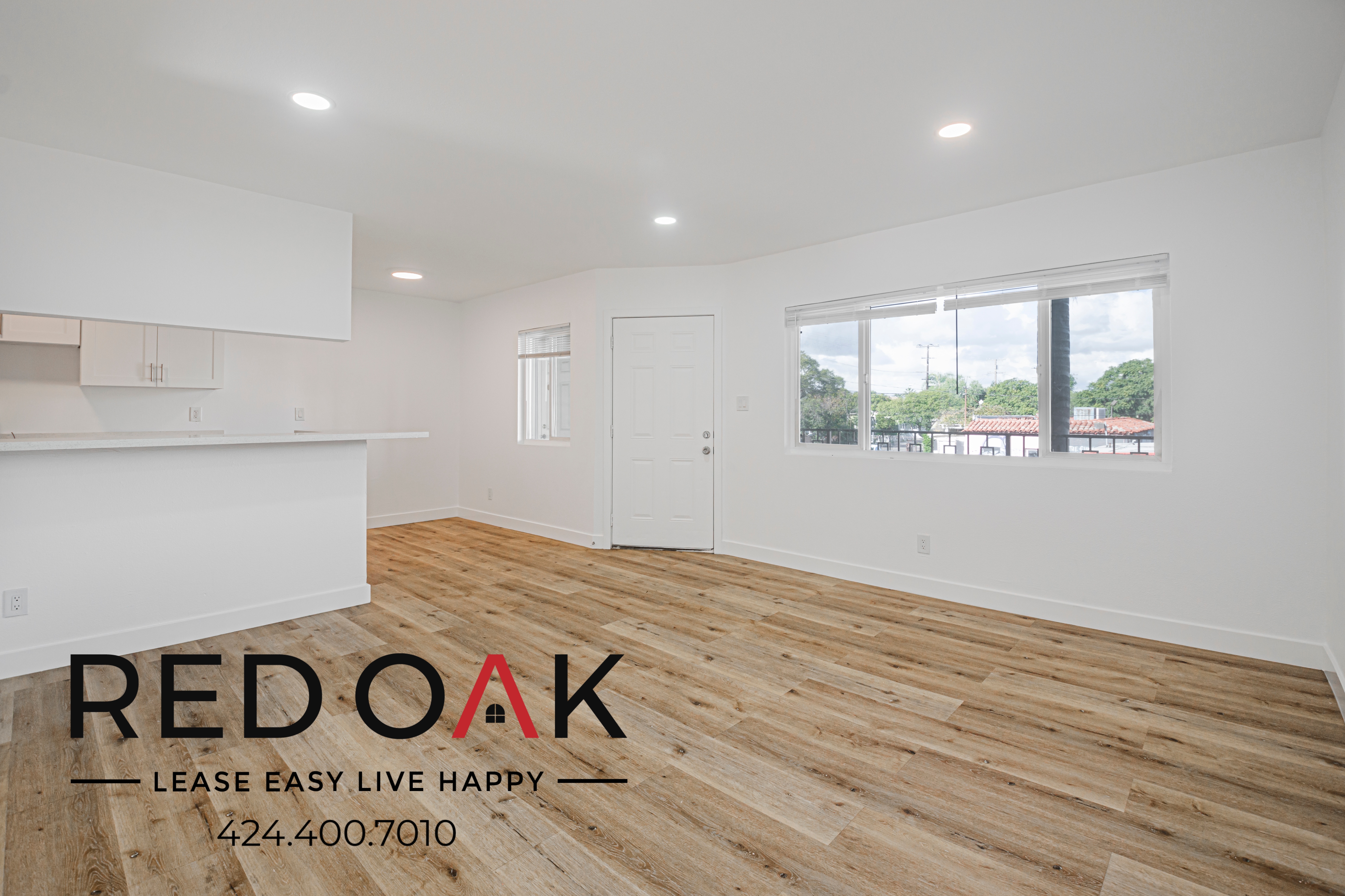 Long Beach Condo: 927 Daisy Ave