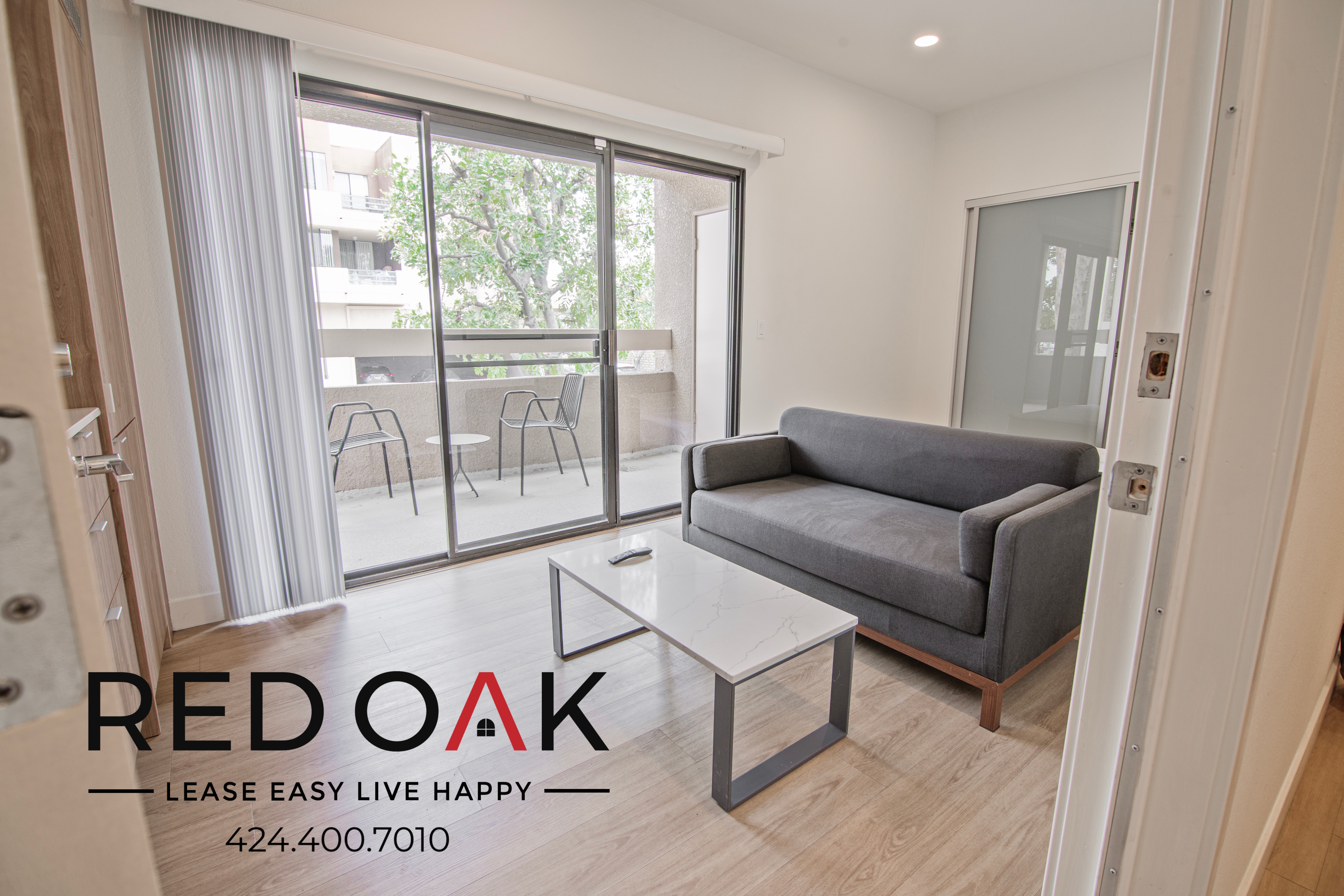 Canoga Park Condo: 7810 Topanga Canyon Blvd