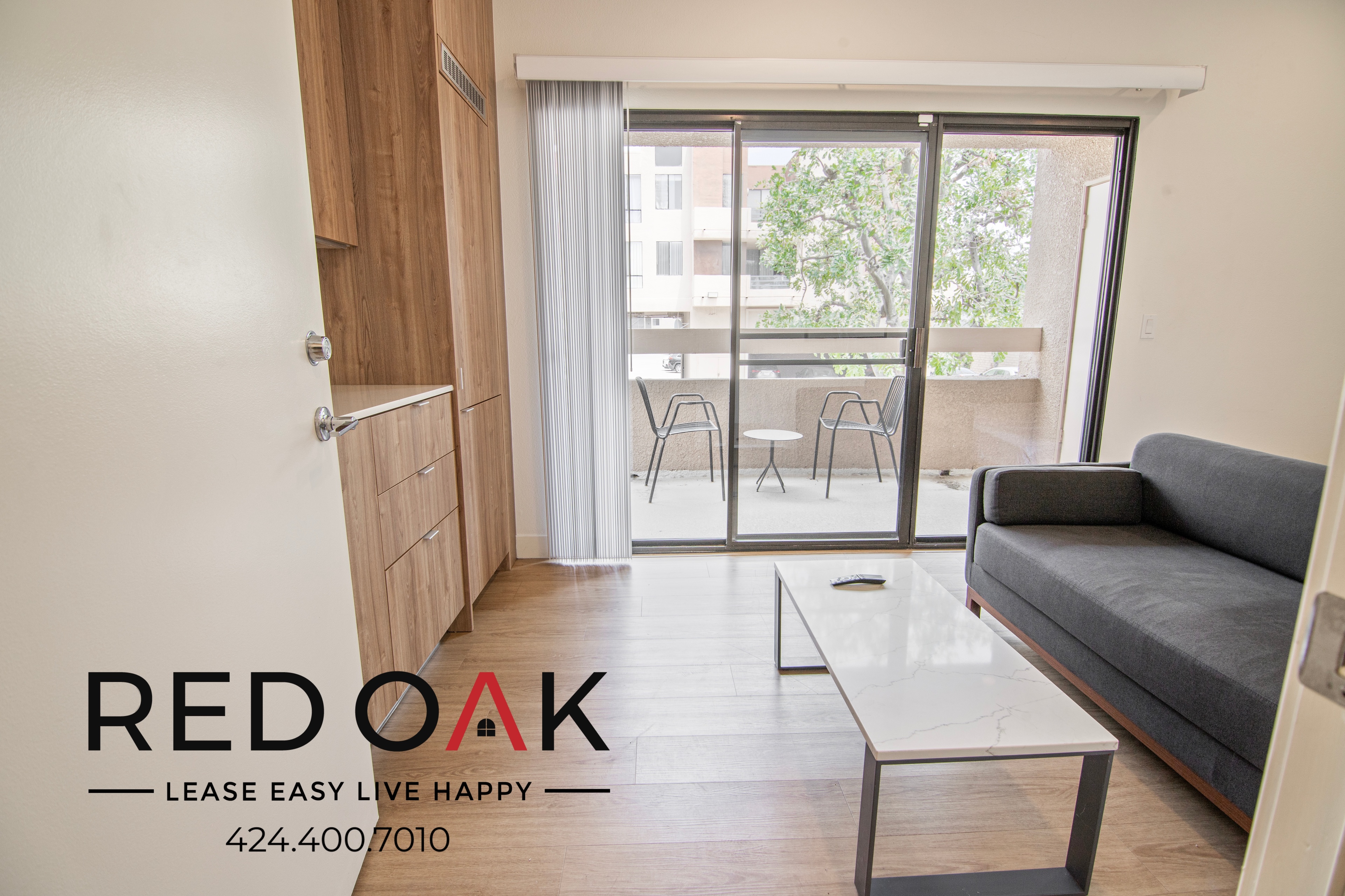 Canoga Park Condo: 7810 Topanga Canyon Blvd