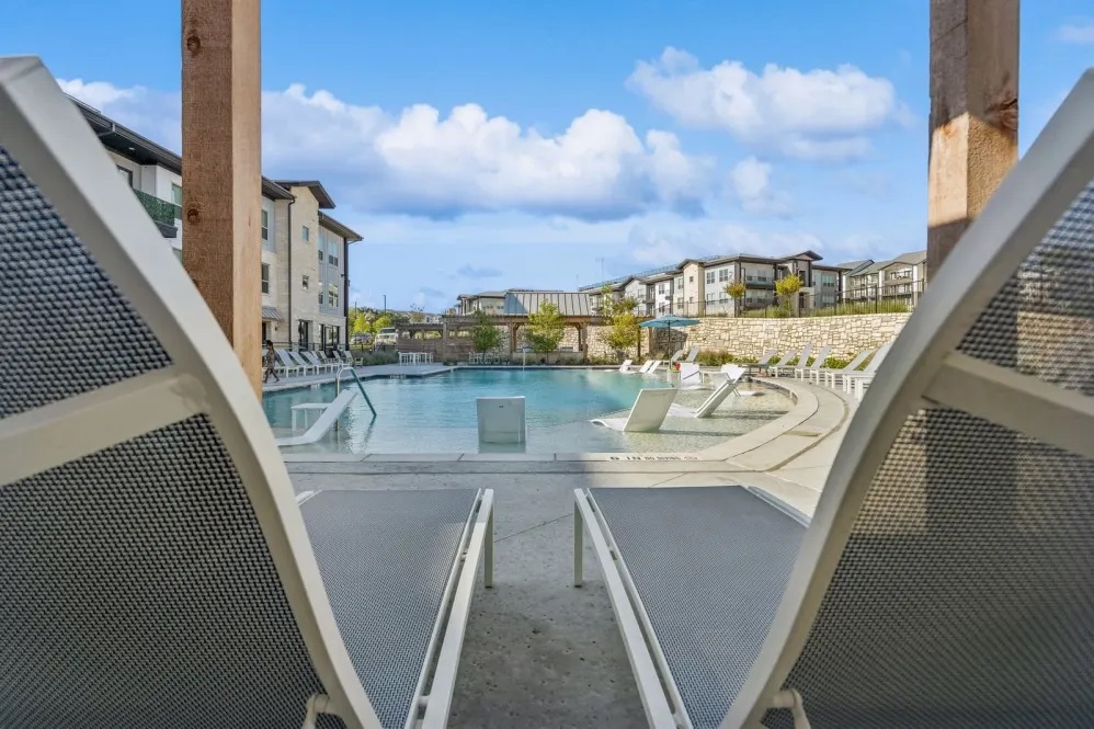 Georgetown Condo: 502 Westinghouse Rd