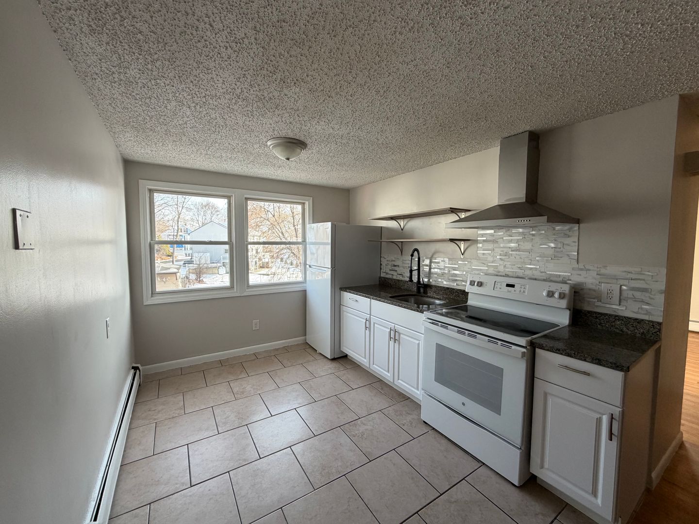 Methuen Condo: 80 Lowell St