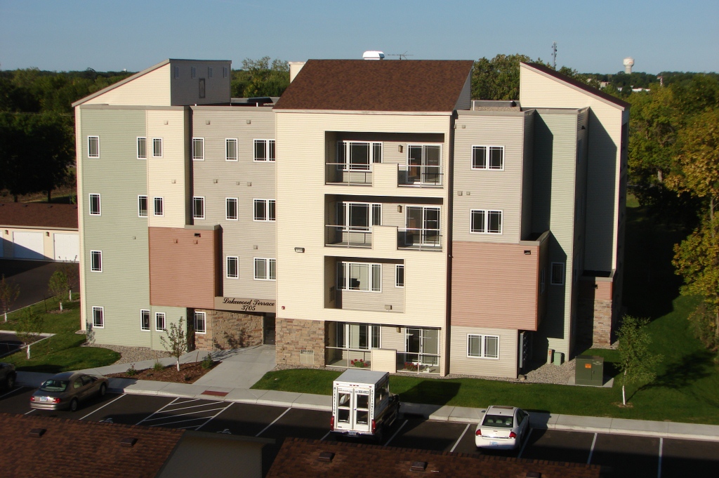 Alexandria Apartment: 3707 S Broadway St