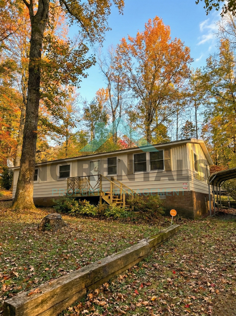 Kernersville House: 7100 Tipton Dr