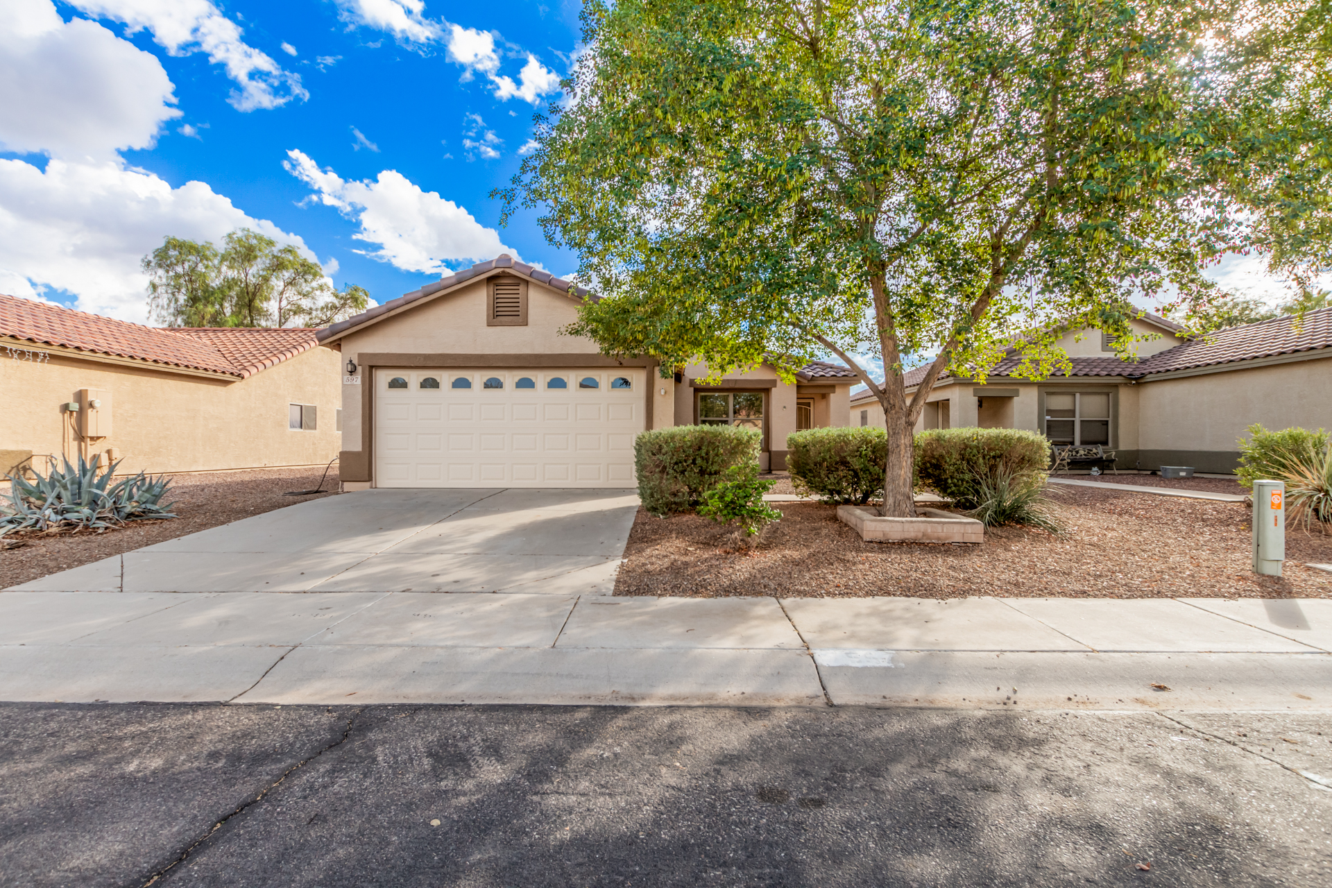 Casa Grande House: 597 W Casa Mirage Dr