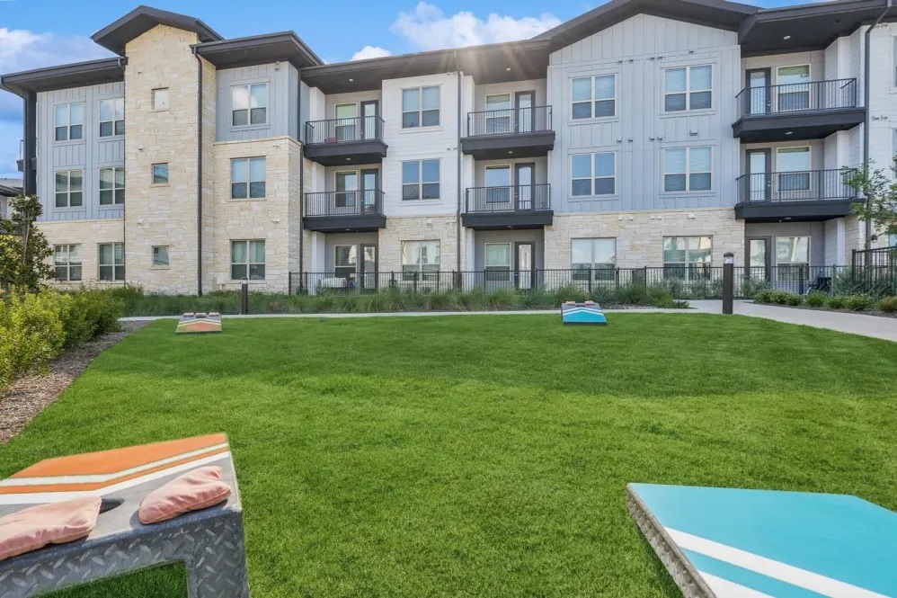 Georgetown Condo: 502 Westinghouse Rd