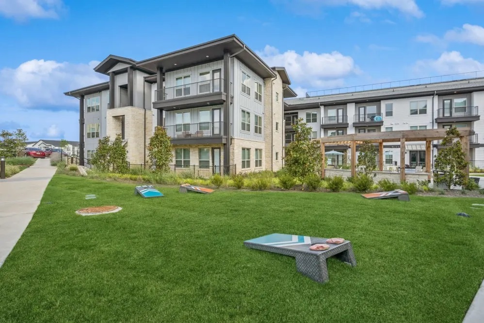 Georgetown Condo: 502 Westinghouse Rd