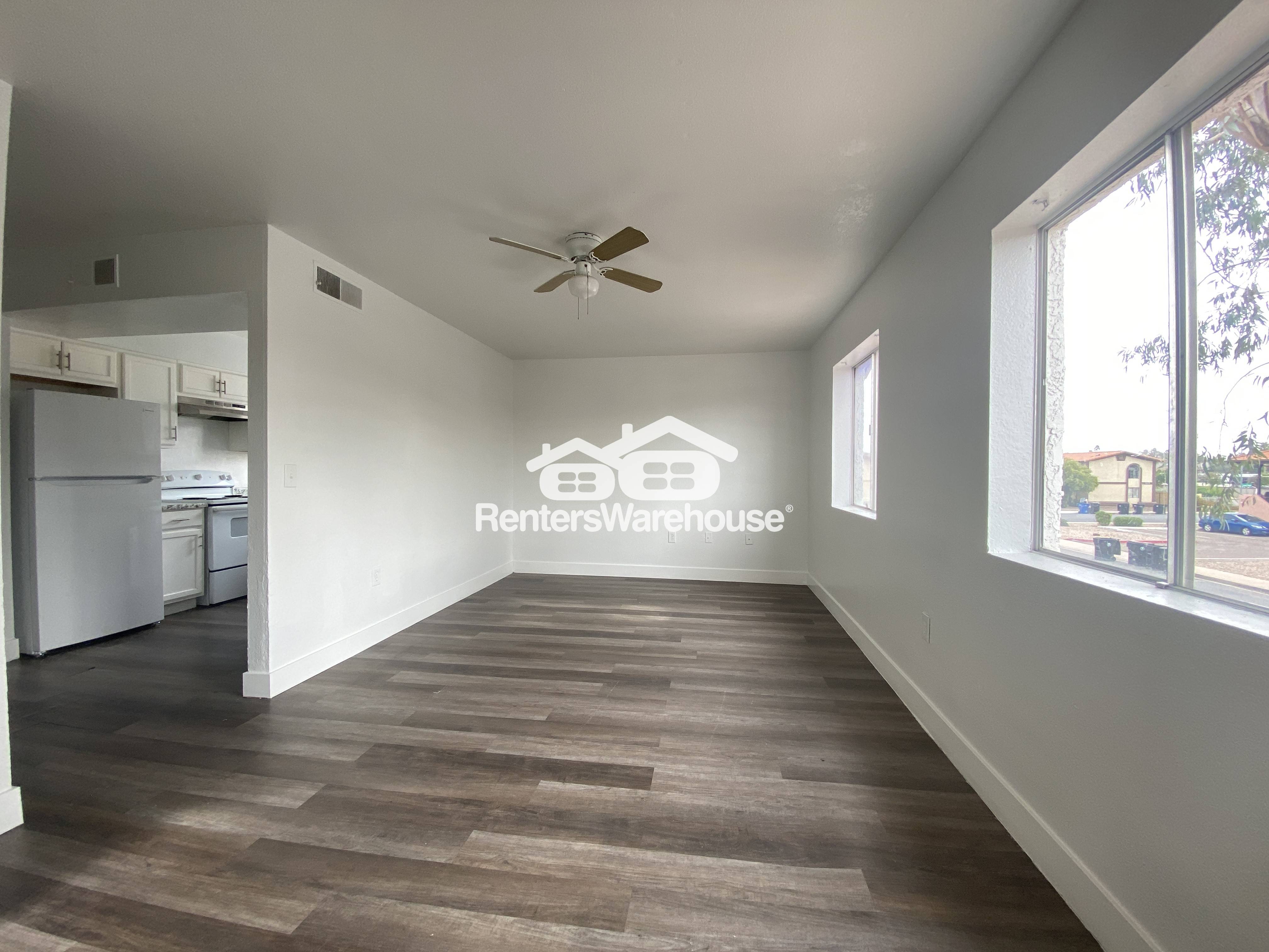 Mesa Condo: 3136 E Cicero St