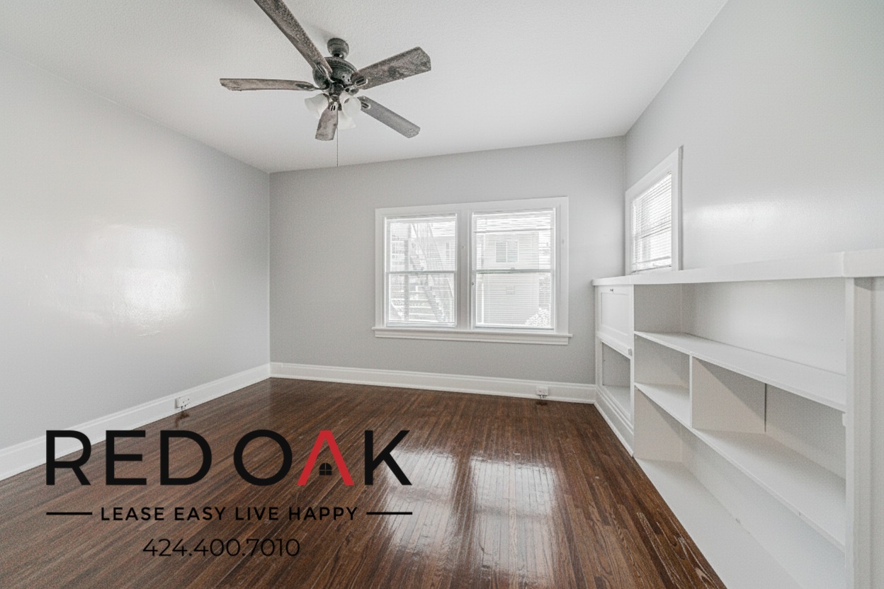 Long Beach Condo: 323 Hermosa Ave