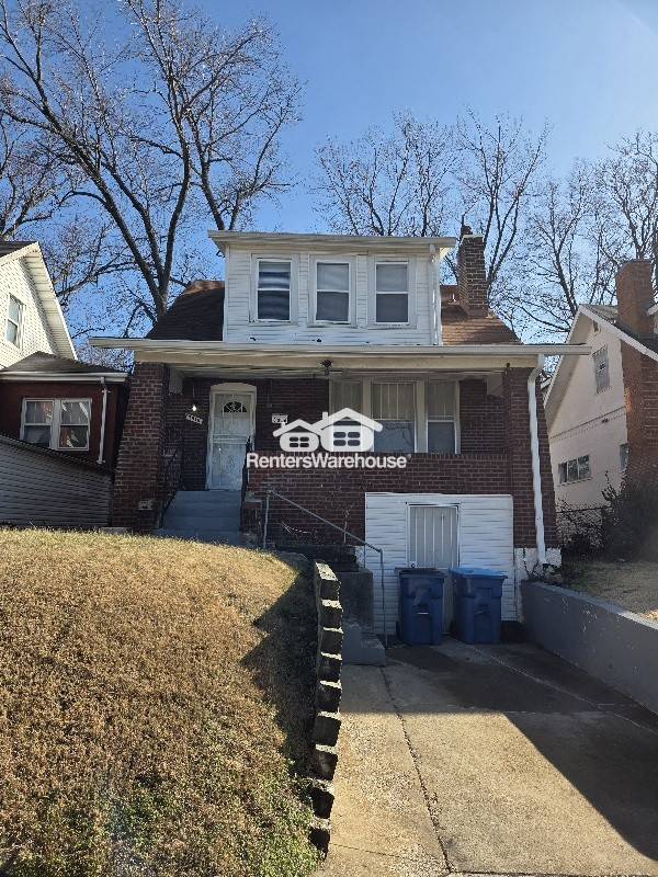 St Louis House: 3816 Avondale Ave