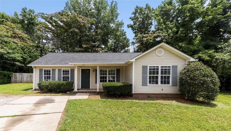 Charlotte House: 522 Klondike Ln