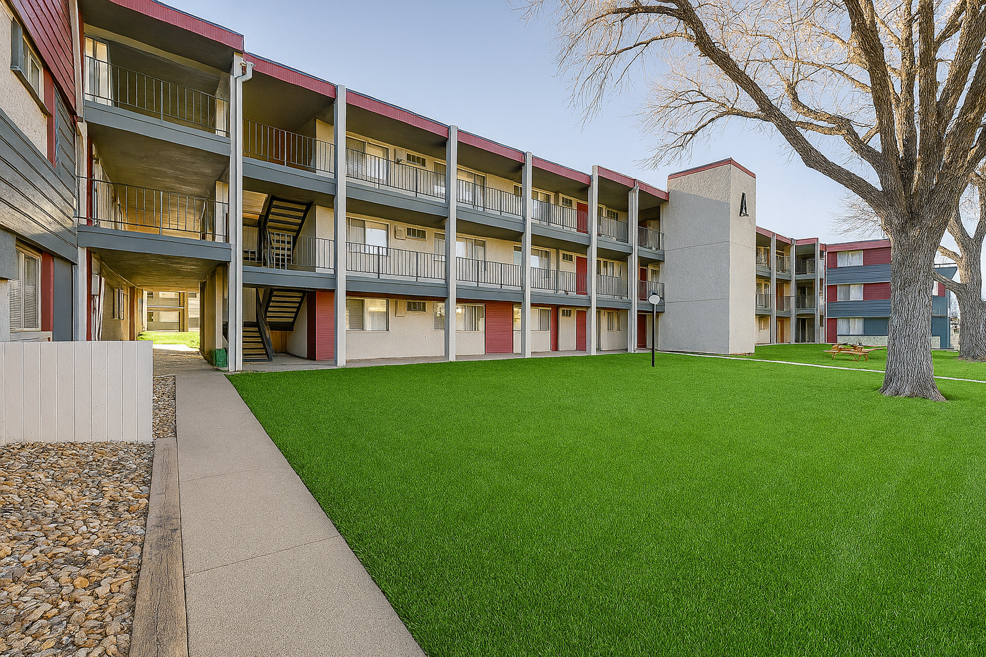 Pueblo Apartment: 2020 Jerry Murphy Rd
