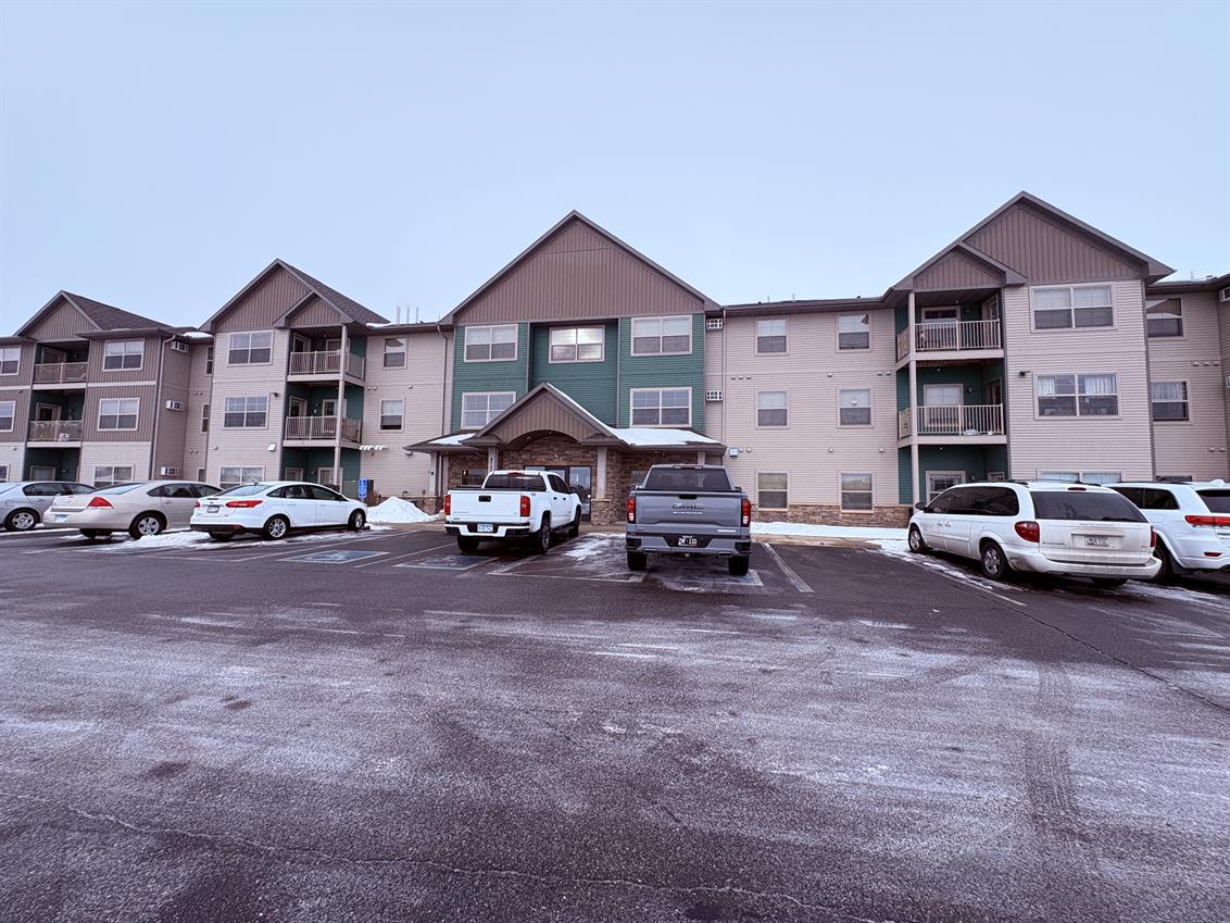 Alexandria Apartment: 4727 Arbor Xing